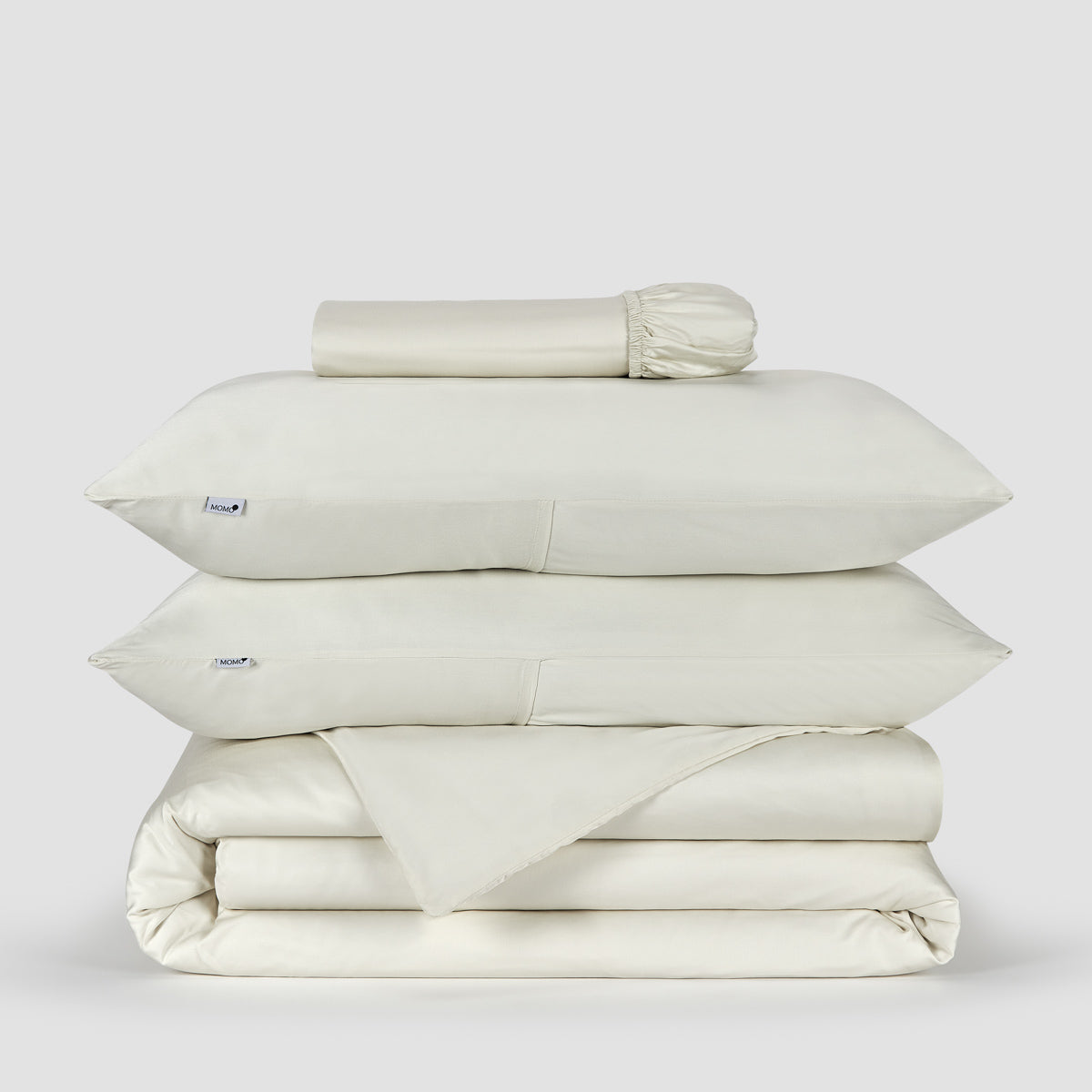 Jogo Capa de Edredão roupa de cama Branco pérola bambu by Momo Cotton – tecido de cetim 300 fios, suave, respirável e sustentável.